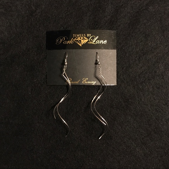 Silver Whisper Earrings - Picture 1 of 2